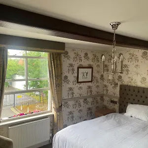 Red Bull Inn